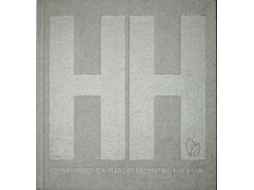 Livro holiday house de iris dankner (inglês)