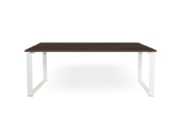 Mesa de quadro fechado. 150x80cm. Noz. OFILIKE