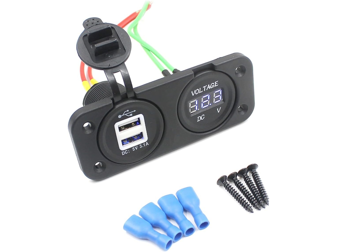 Carregador Veicular/barco Usb Duplo À Prova D'água 3.1a Com Voltímetro Digital