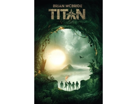 Livro Titan de Brian McBride (Inglês)