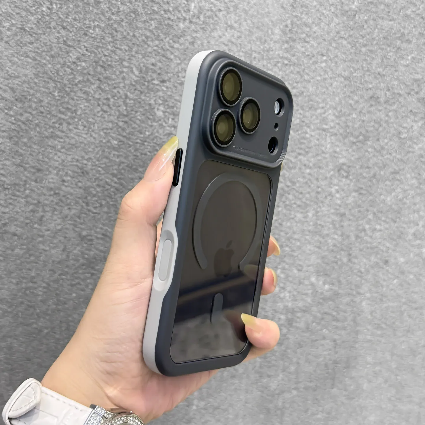 Capa Protetora Transparente De Luxo Com Bloqueio De Cores Para Iphone 16 Pro (preto) E Magsafe.