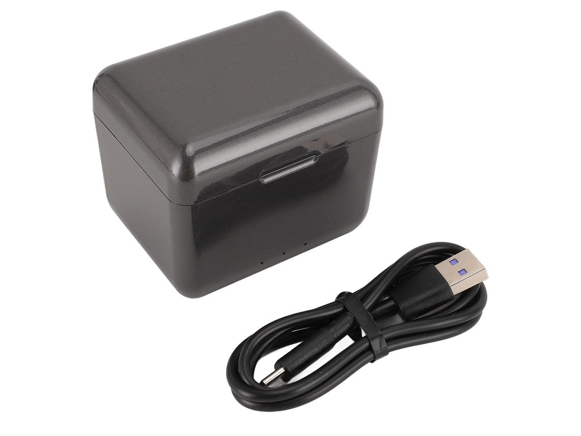 Hub de carregamento de bateria para câmeras de ação de 4 canais com porta USB tipo C e slot para cartão de memória