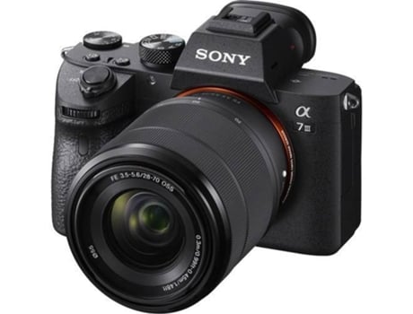 Máquina Fotográfica Mirrorless SONY A7 Mark III+28-70mm (24.2 MP - Sensor: Full-Frame - ISO: 50 - 204800) — 24,2 MP | ISO: 50-204800