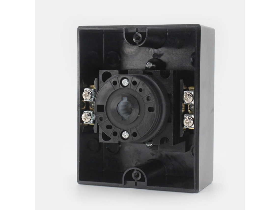 Interruptor Isolador Para Principal, 16a, 4 Pinos, Ip65, 440v, Ambientes Agressivos, Uso Interno E Externo Com Caixa Em