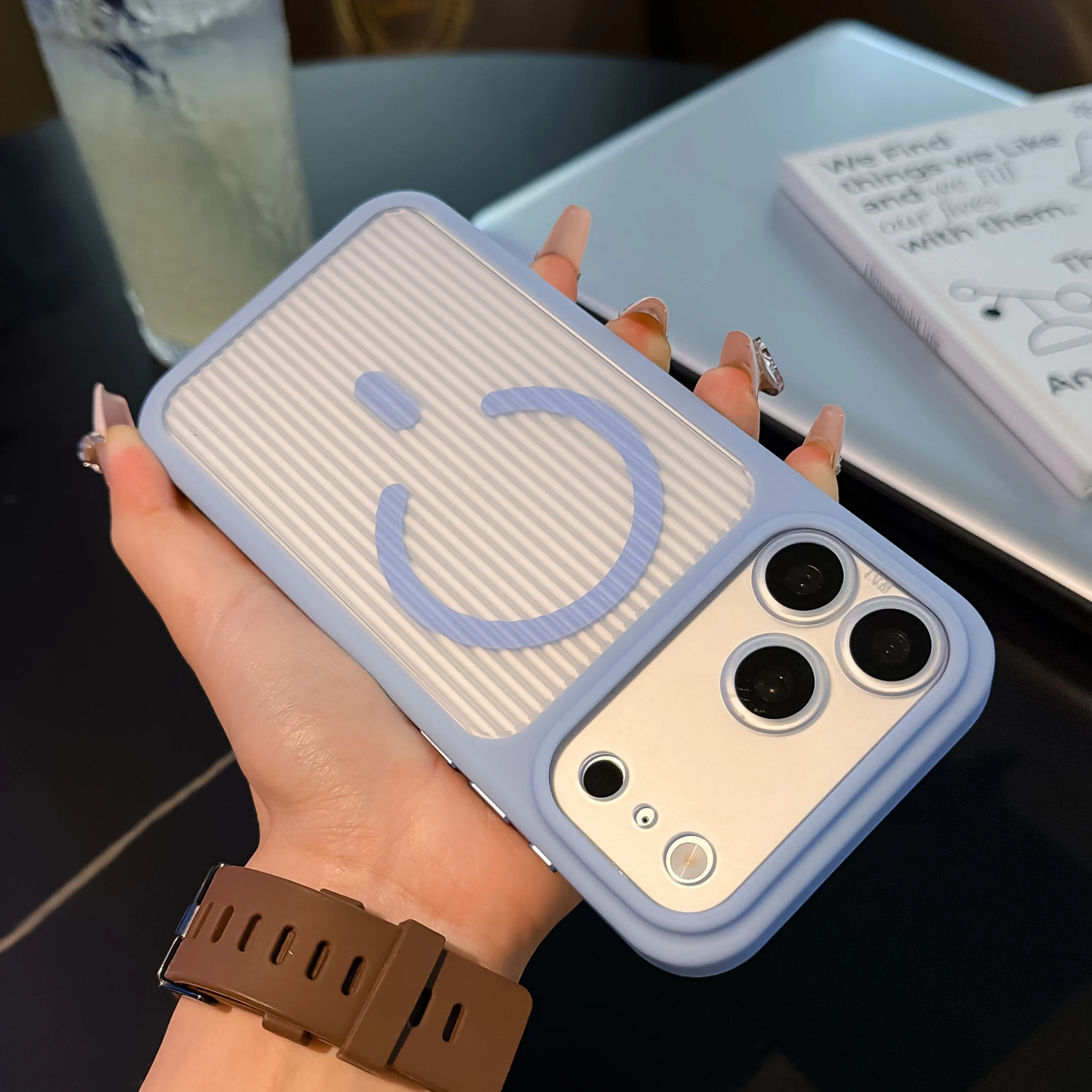 (yuanfeng Azul Iphone 12) Capa Protetora Magnética Fosca Semitransparente, Tpu