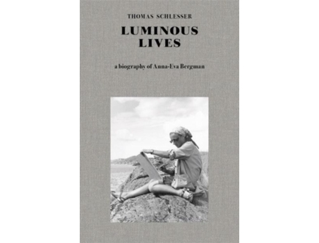Livro Luminous Lives de Thomas Schlesser (Inglês)