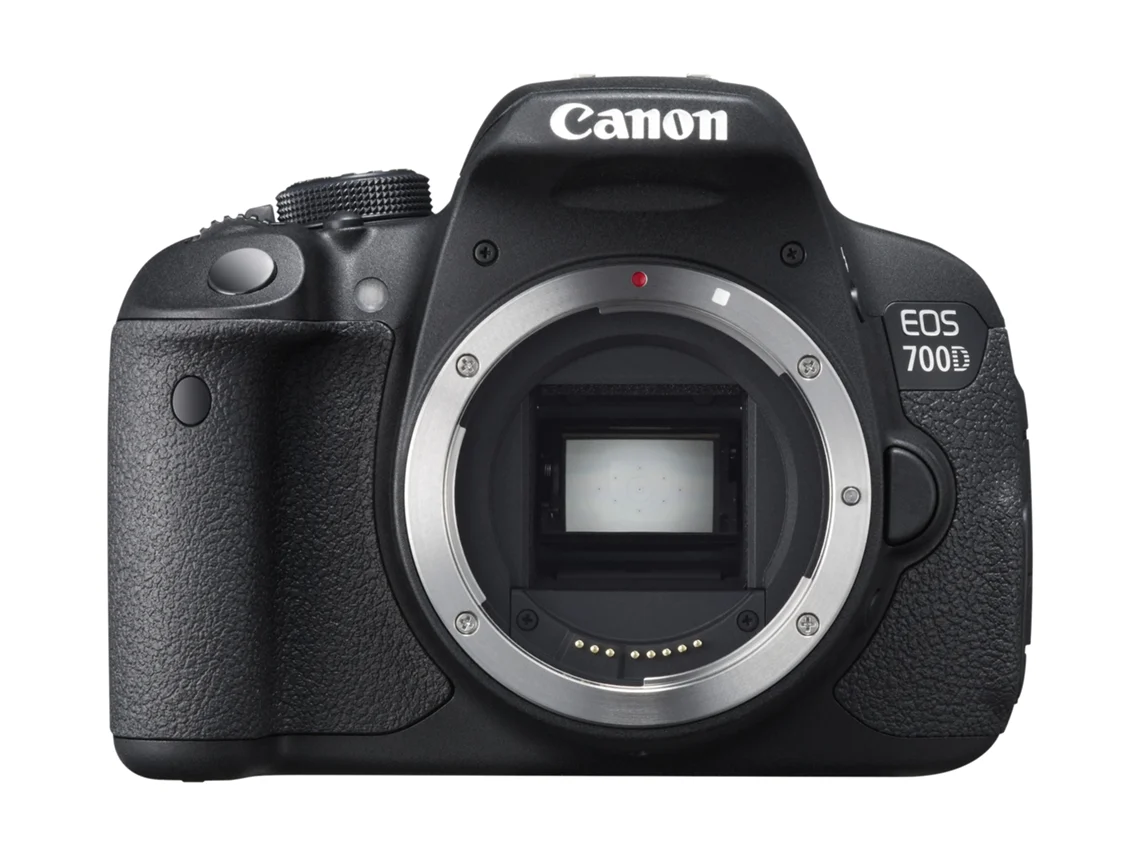Máquina Fotográfica CANON EOS 700D