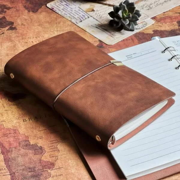 Caderno de Couro A5, Diário de Viagem A5 Recarregável, Couro Genuíno BRILVIBERA