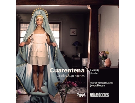 Livro Cuarentena 40 días amp 40 noches de Geandy Pavón (Espanhol)