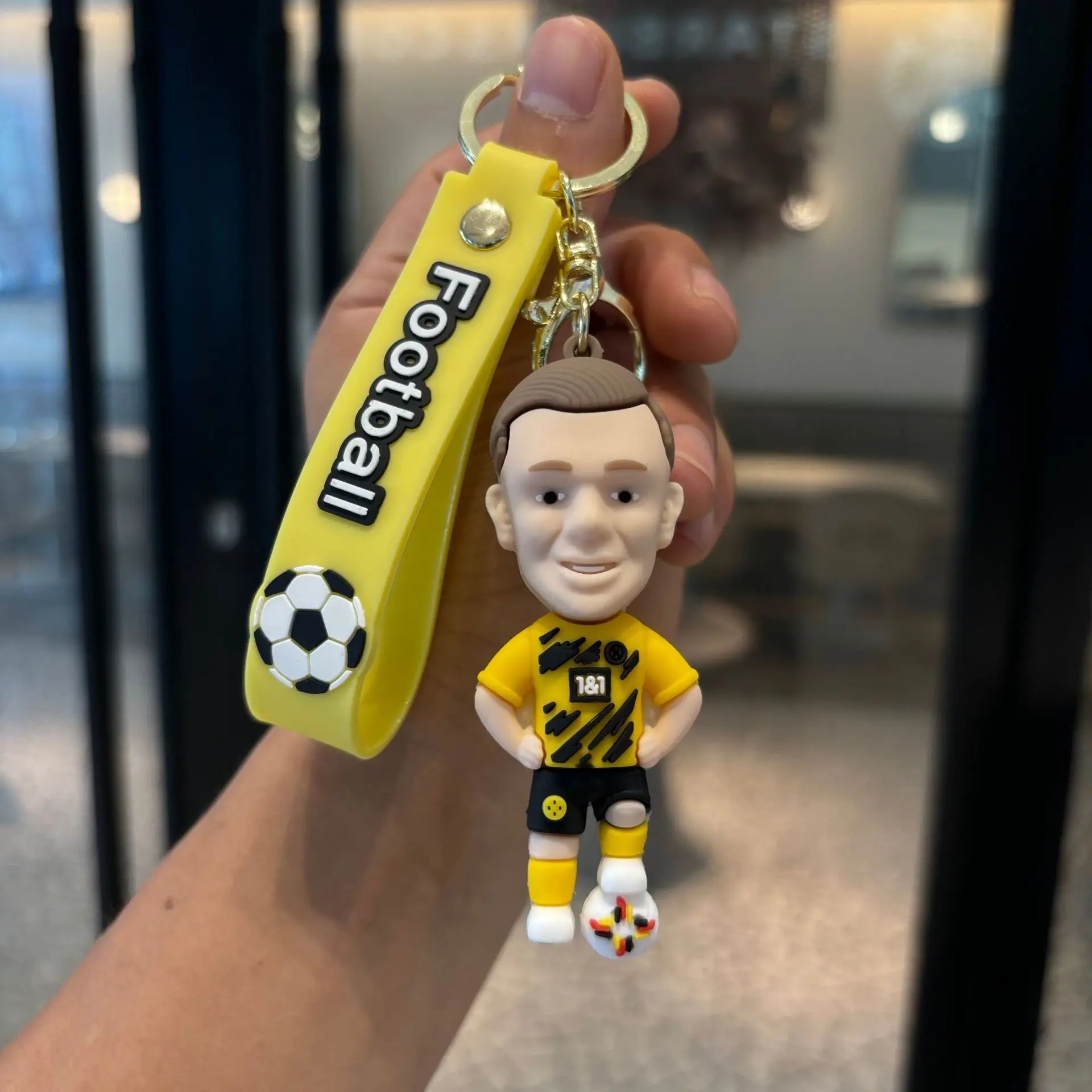 Miniaturas De Estrelas Do Futebol Em Estilo Desenho Animado, Chaveiros, Pingentes Para Mochilas.
