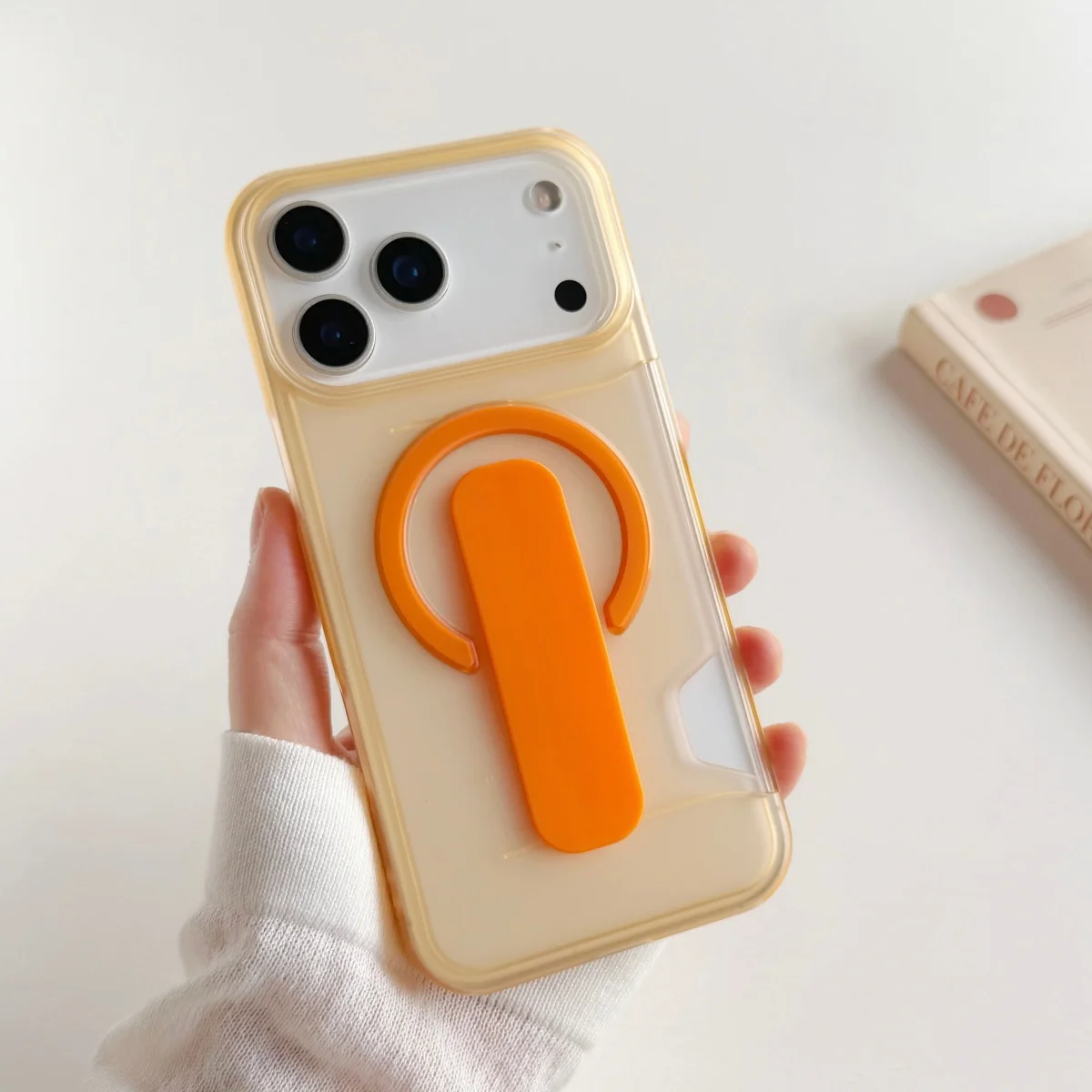Capa Transparente Fosca Para Iphone 15 (laranja) Com Suporte E Proteção Magnética Contra Impactos.