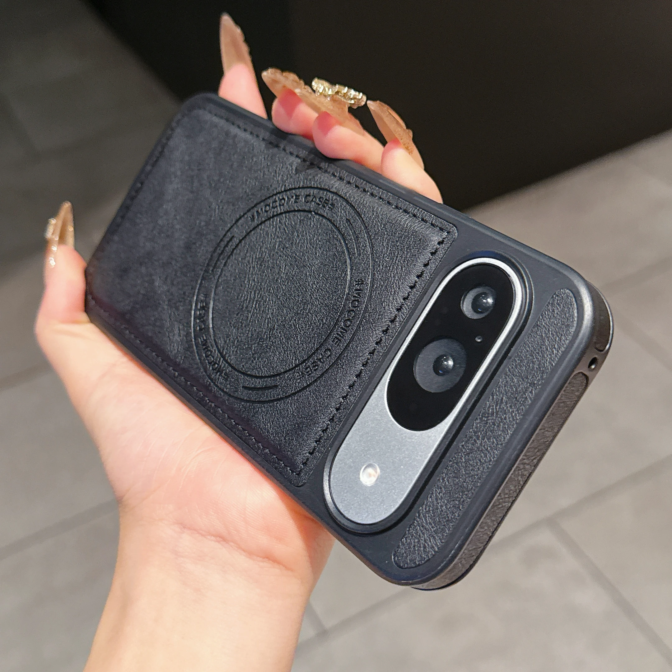 Capa Retrô Fosca Em Couro Pu Para Google Pixel 9 (preta), Resistente A Impactos E Com Função Magnética.