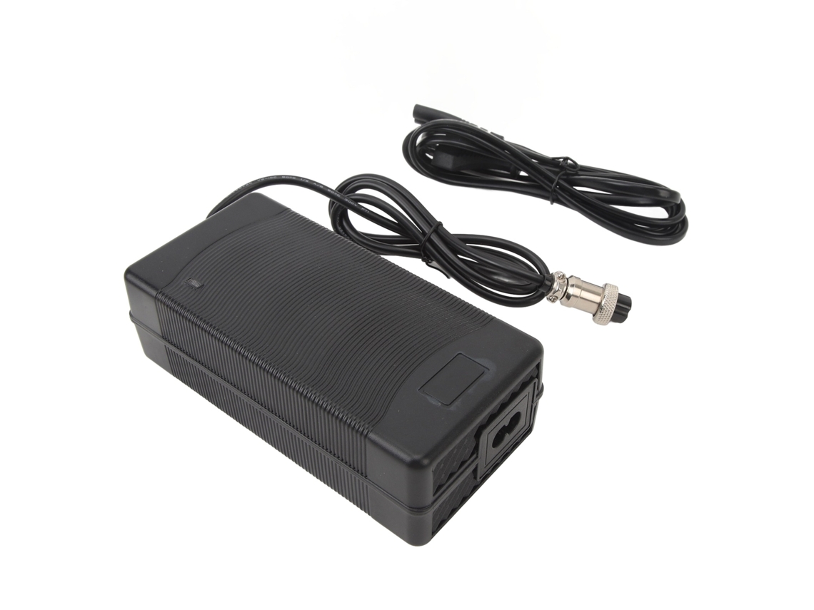 Carregador de Bateria Mali para Bicicleta e Scooter Elétrico 58.8v 3a