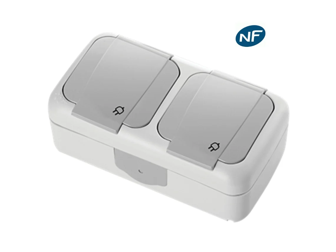Interruptor de Duas Vias + Tomada 2P+T À Prova de Água Ip54 VIKO BY PANASONIC Cinzento Nc