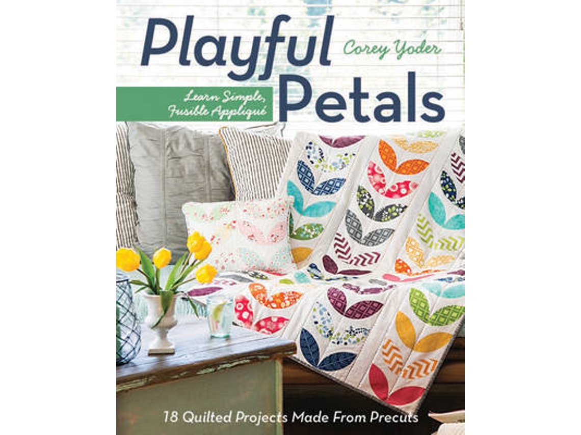 Livro Playful Petals de Corey Yoder (Inglês)