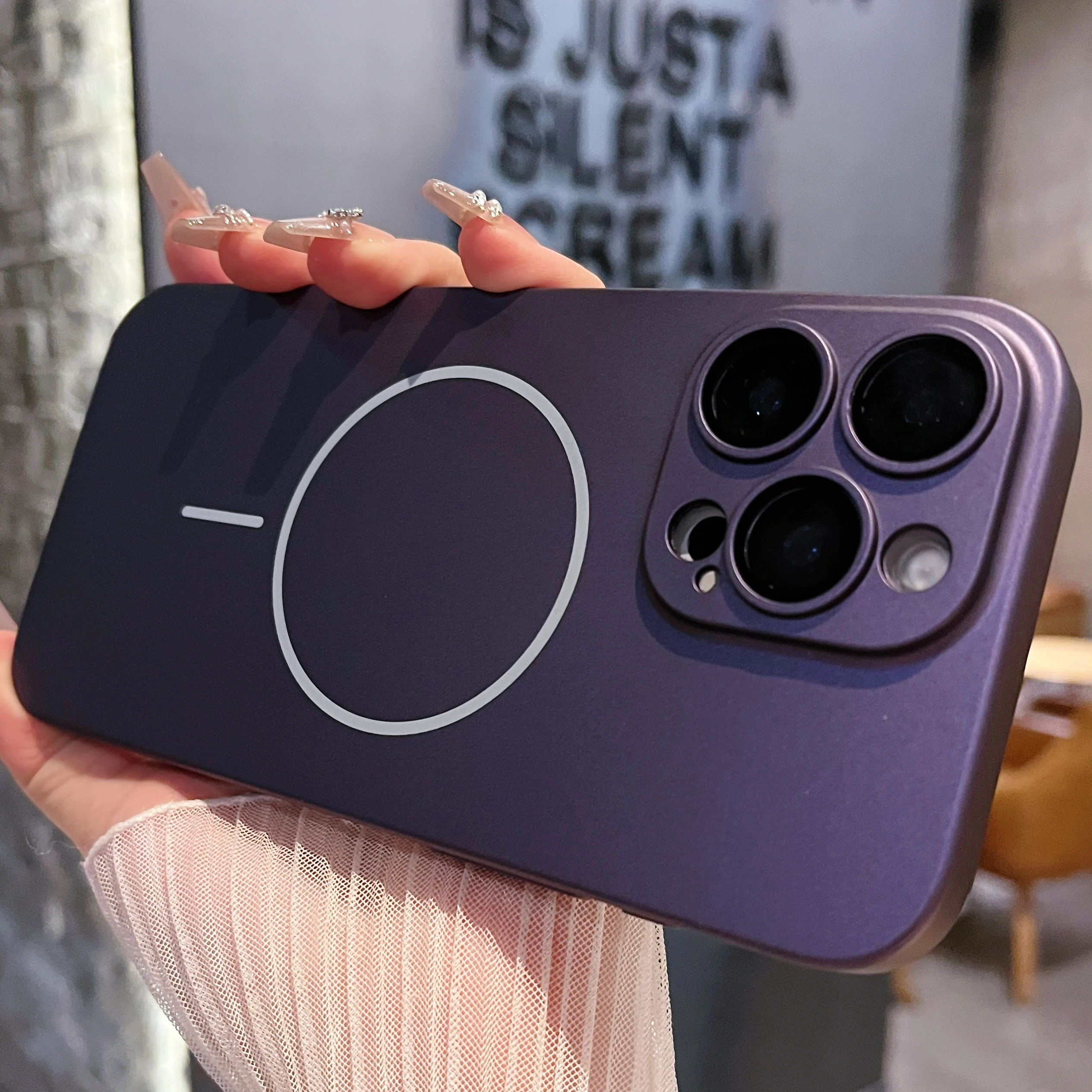 Capa Protetora Magnética Rígida Fosca À Prova De Choque Para Iphone 13 Pro (roxo Escuro)