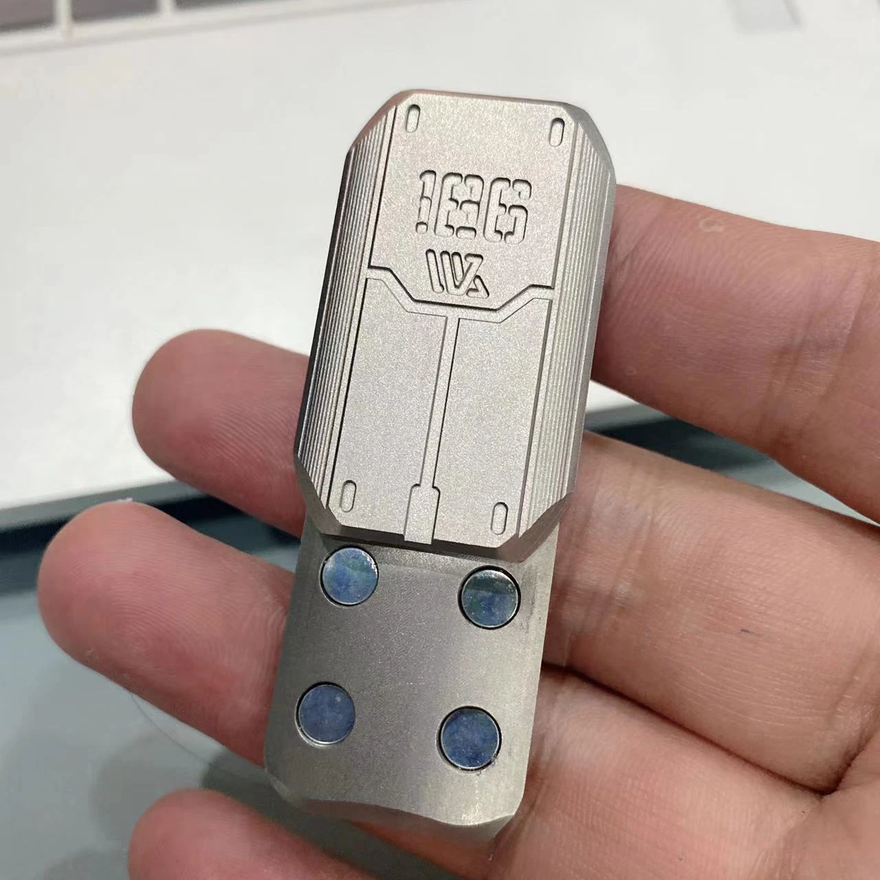 (prateado) Spinner De Aço Inoxidável Magnético Com Mecanismo Deslizante Para Aliviar O Estresse