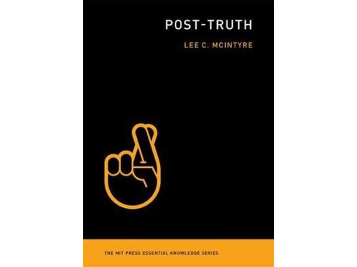 Livro Post-Truth de Lee Mcintyre (Inglês)