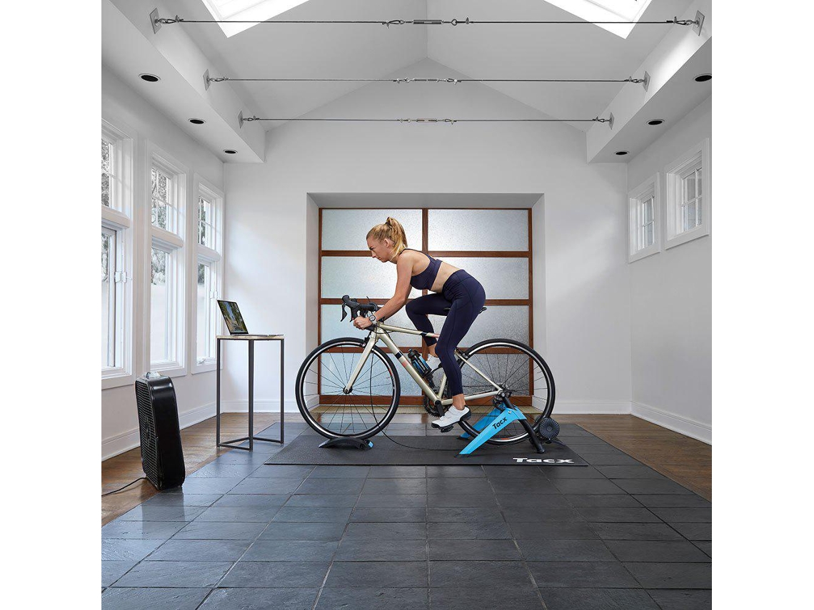 Rolo de treino Tacx Turbo Trainer Boost Bundle