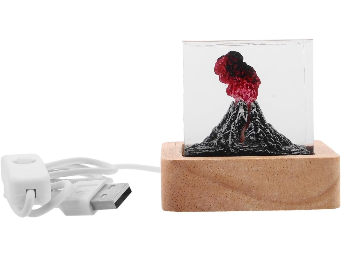 Luminária Noturna Volcanic Em Formato De Cubo Resina Com Base Madeira