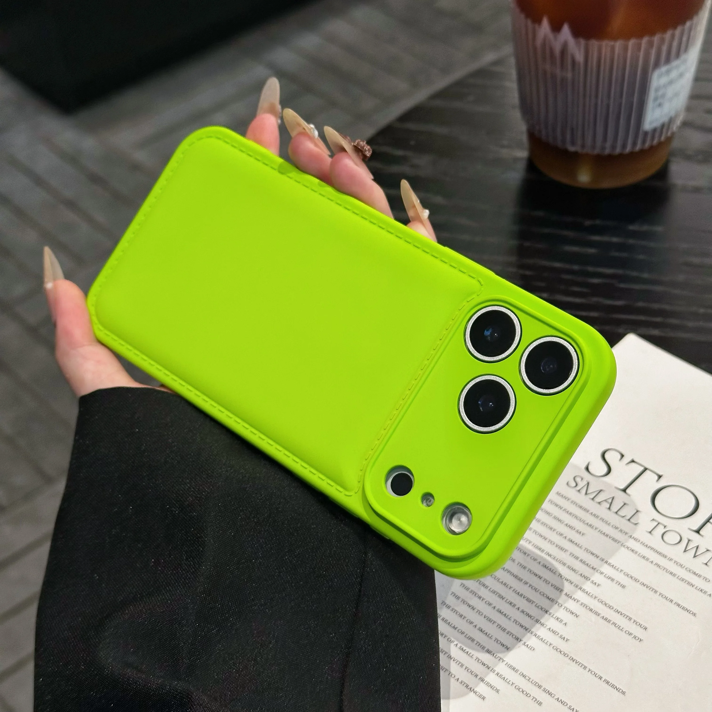 (verde Iphone 17 Pro) Capa De Silicone Macio E Resistente A Impactos Para Celular, Com Proteção Para As Bordas.