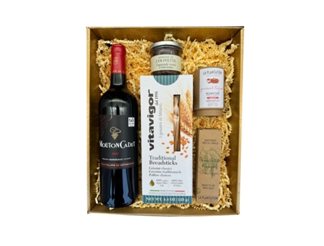 Gold Box Mouton cadet rouge 75 cl - La Plantation Mixture of fleur de sel and smoked spices Kampot pepper sauce - Breadstick - Tapenade