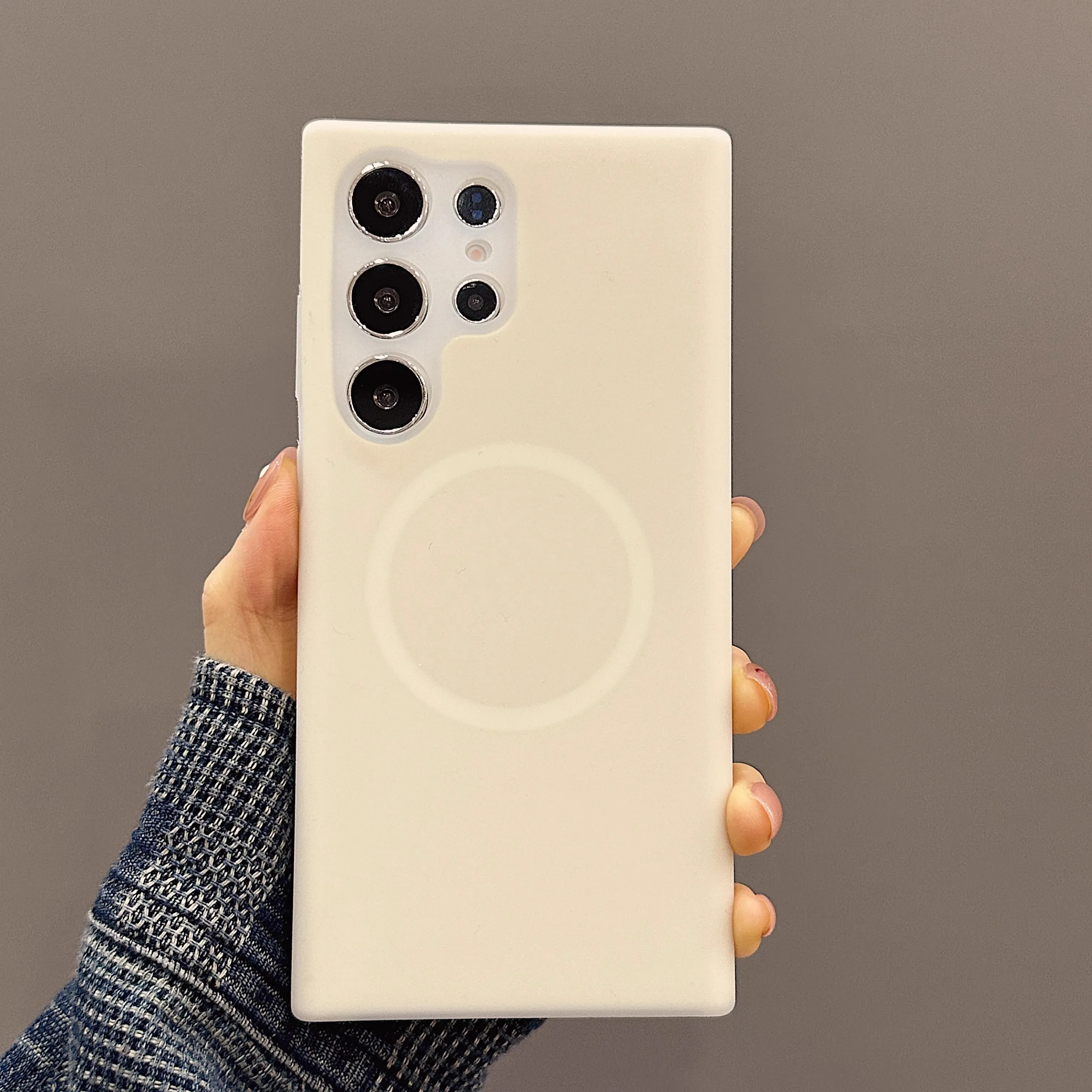 Capa Magnética Para Celular (galaxy S23fe Off-white), Silicone Líquido, Carregamento Sem Fio, Capa Protetora Fosca