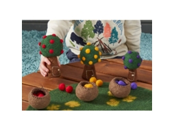 Brinquedo Educativo Aconchegante De Feltro Com Árvores Frutíferas E Conjunto De 36 Peças De Frutas. Cosy