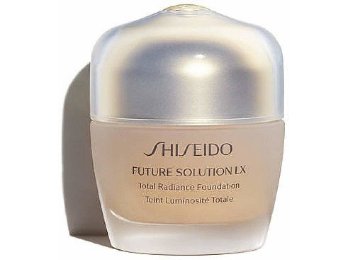 Base SHISEIDO Future Solution Lx Total Radiance Foundation Spf15 #3 Golden (30ml)