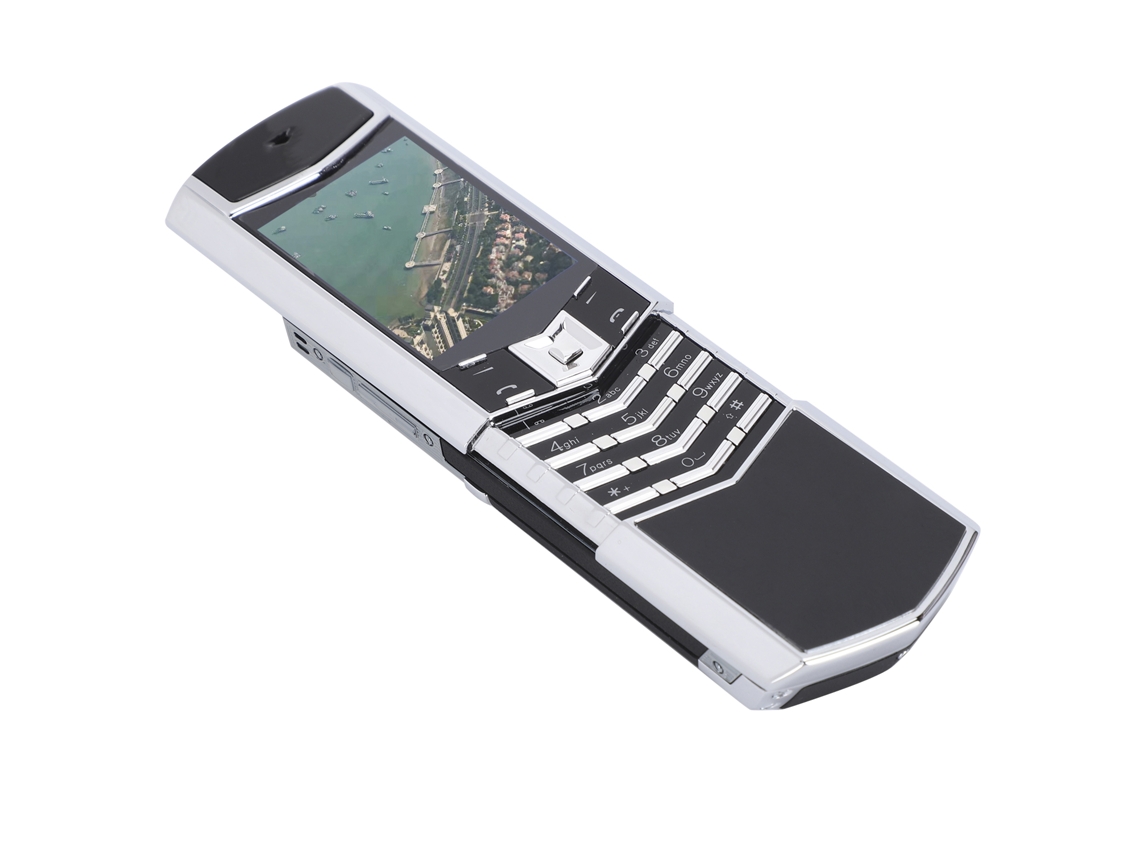 Telefone Flip Laxiscreed Com Tela Hd Ips De 2.0" E Memória 24+32mb Para Usar Facilmente