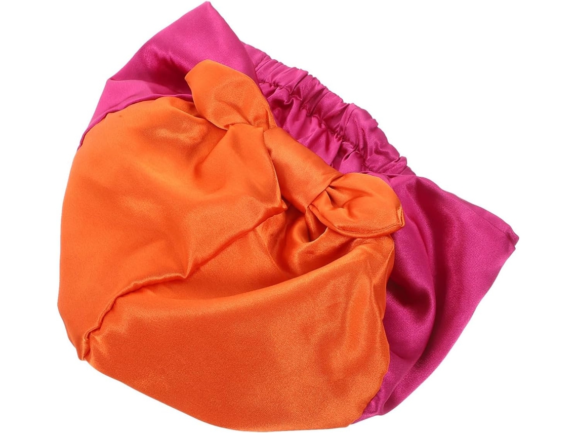 Chinelo de dormir feminino Cetim Toucan, confortável, leve e antiderrapante.
