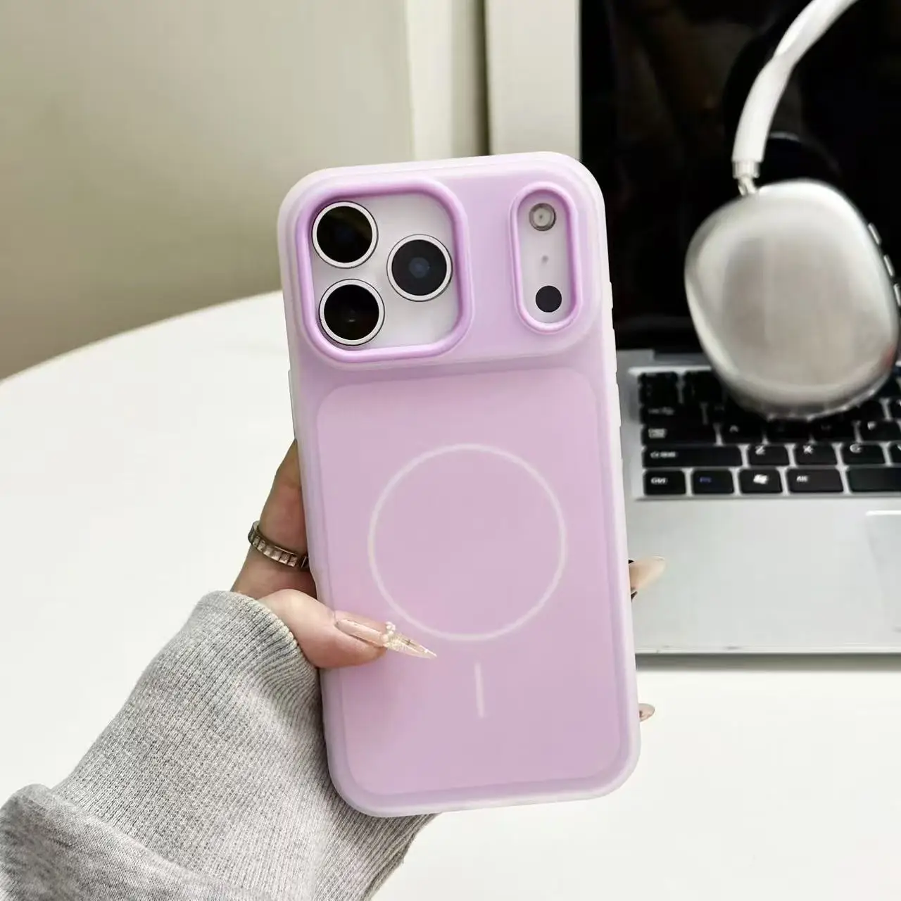 Capa Magnética 2 Em 1 Para Iphone 17 Pro (roxa), Compatível Com Carregamento Sem Fio Magsafe, Com Acabamento Fosco.