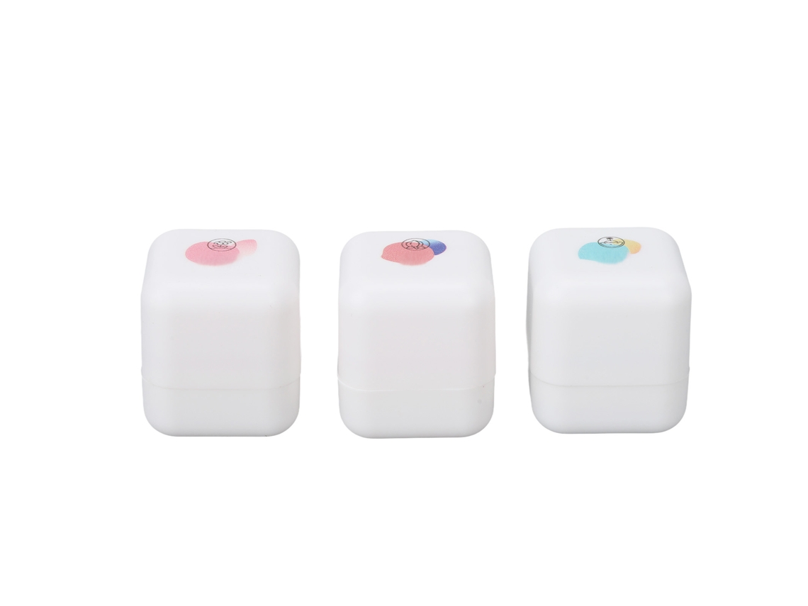 3pcs Perfume Sólido Portátil Para Mulheres Mini Bálsamo De Viagem Com 3 Fragrâncias Diferentes