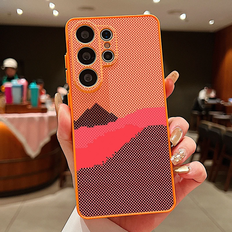 Capa Magnética Para Celular Galaxy S25 Ultra Com Textura De Fibra De Carbono (laranja).