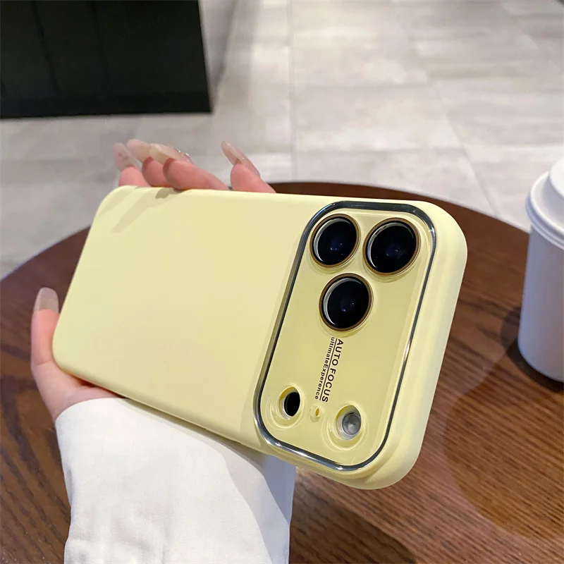 Capa De Celular De Luxo Em Silicone Líquido (iphone 17 Pro Max, Amarela), Compatível Com Iphone, Oferece Proteção Completa.