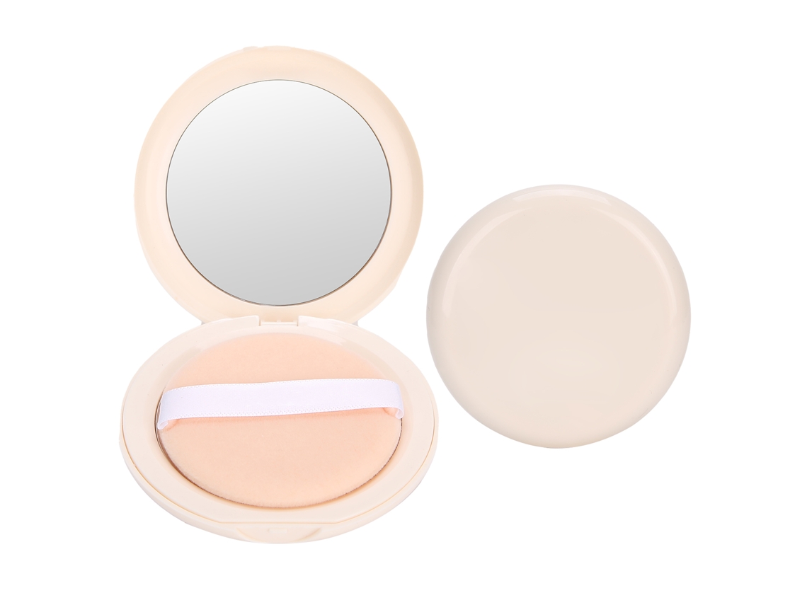unidades de pó compacto matte à prova d'água Focallure para controle de oleosidade com vitamina C, efeito antioxidante e maquiagem de longa duração.