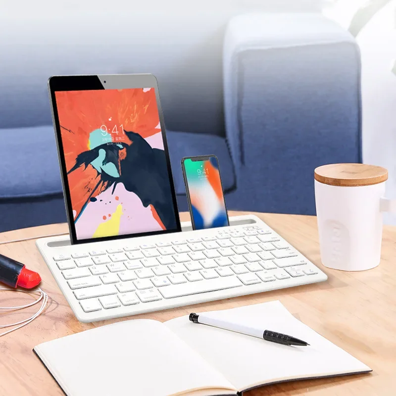 MDUG (teclado Branco com Carregamento Bluetooth e Suporte para Celular Integrado, em Russo e Inglês)