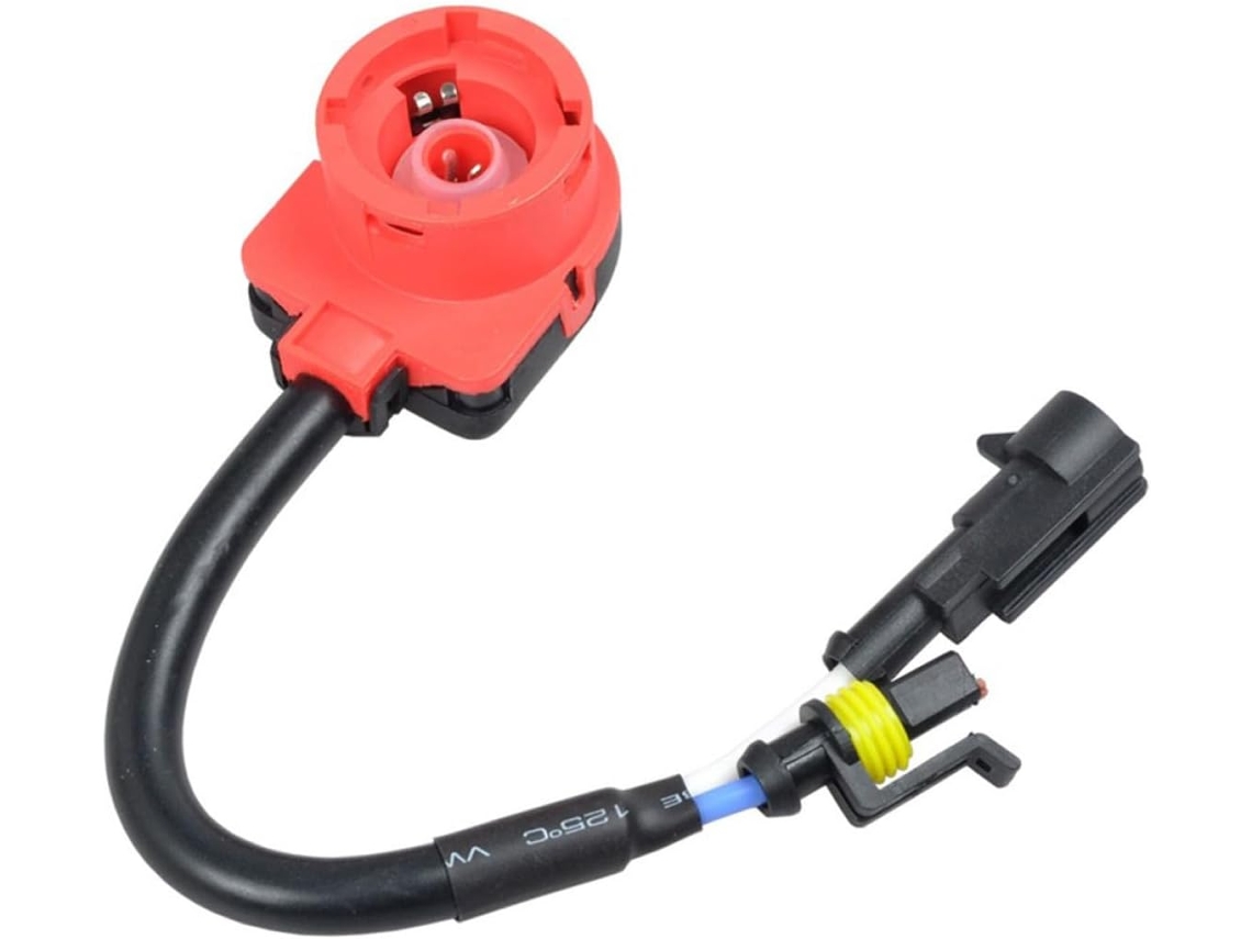 Cabo Adaptador Preto Com Plugue Duplo Em Plástico Resistente Ao Calor.