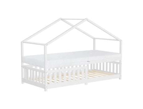 Cama infantil no formato casa Ml Design, em madeira maciça branca, medindo 90 x 200 cm. Colchão de 16 cm.