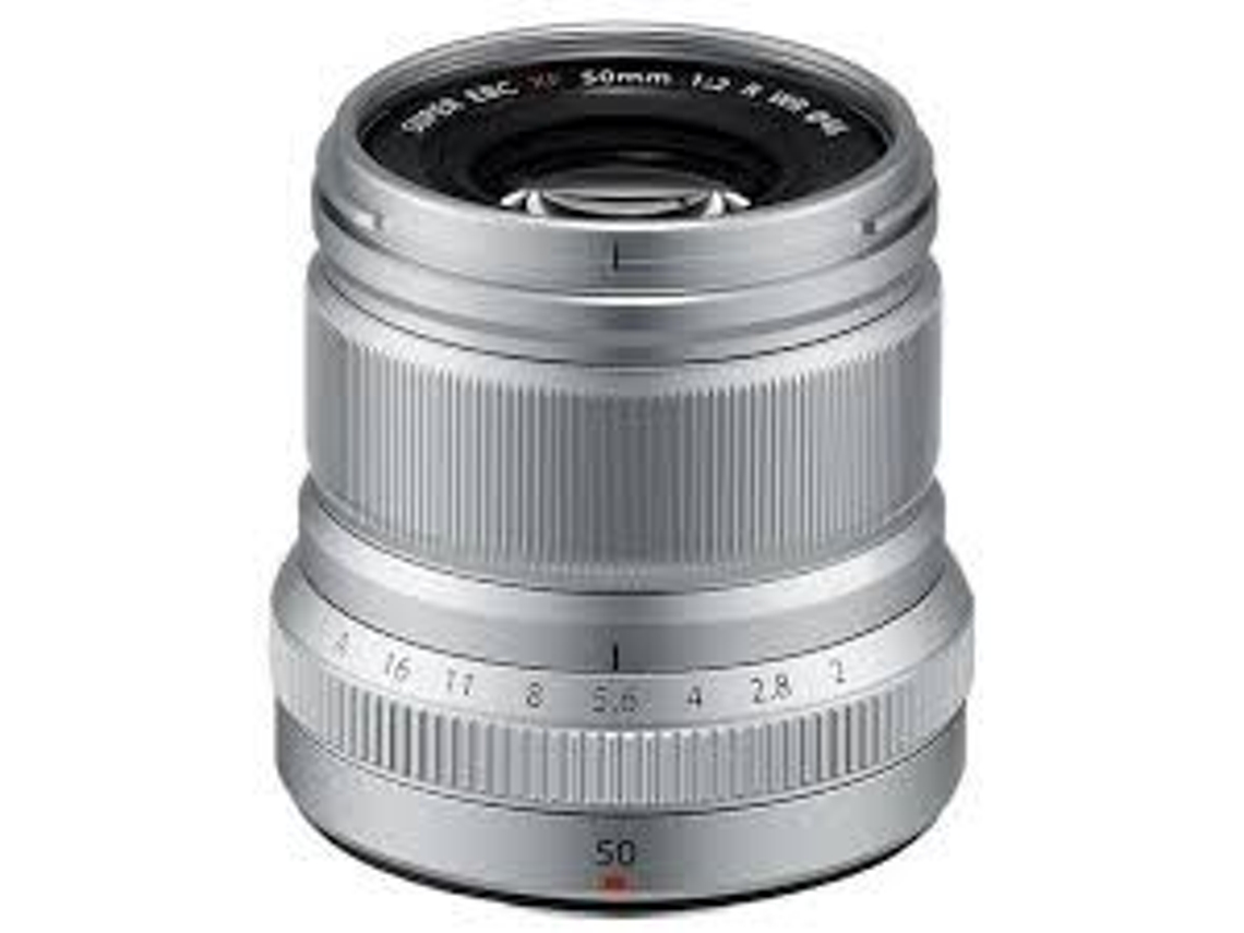 Objetiva FUJIFILM XF 50mm F2 R WR Prateado (Prateado - Encaixe: Fujifilm X Mount - Abertura: f/2 - f/16)