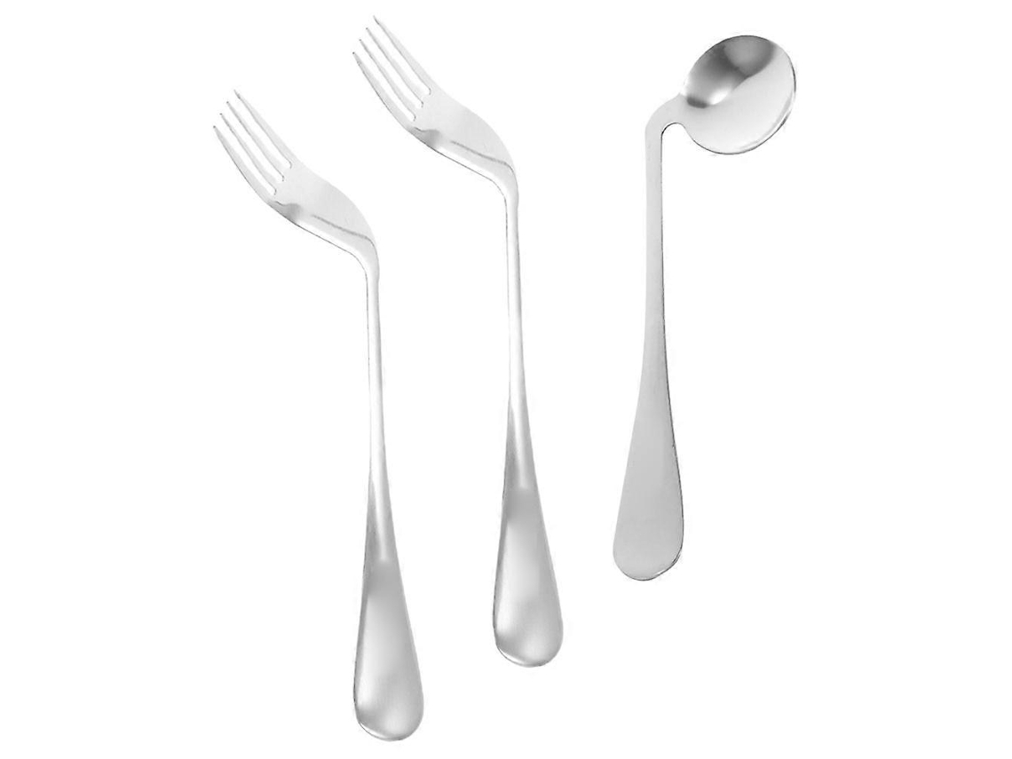 Conjunto de utensílios ergonômicos em aço inoxidável com 2 ganchos e 1 escorredor. Medidas: 20 x 7,5 x 0,5 cm. Cor: Prata.