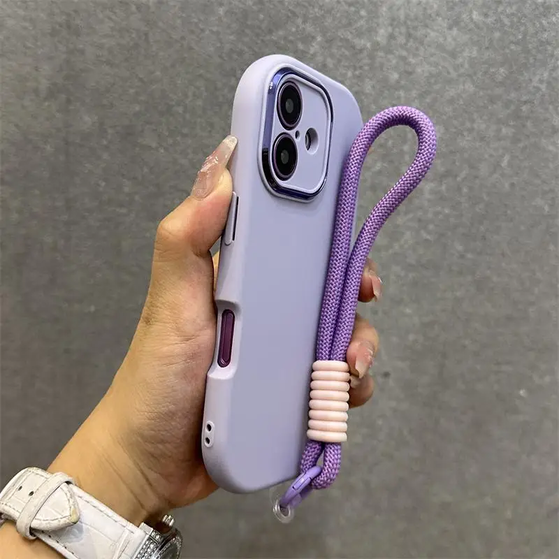 Capa De Silicone Macia Para Celular (roxa 14pro) Com Cordão E Proteção De Moldura.
