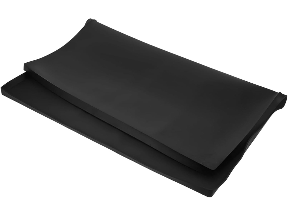 Tapete de silicone para lava-louças Doitool com borda elevada para proteção da bancada e escoamento em cozinhas modernas.