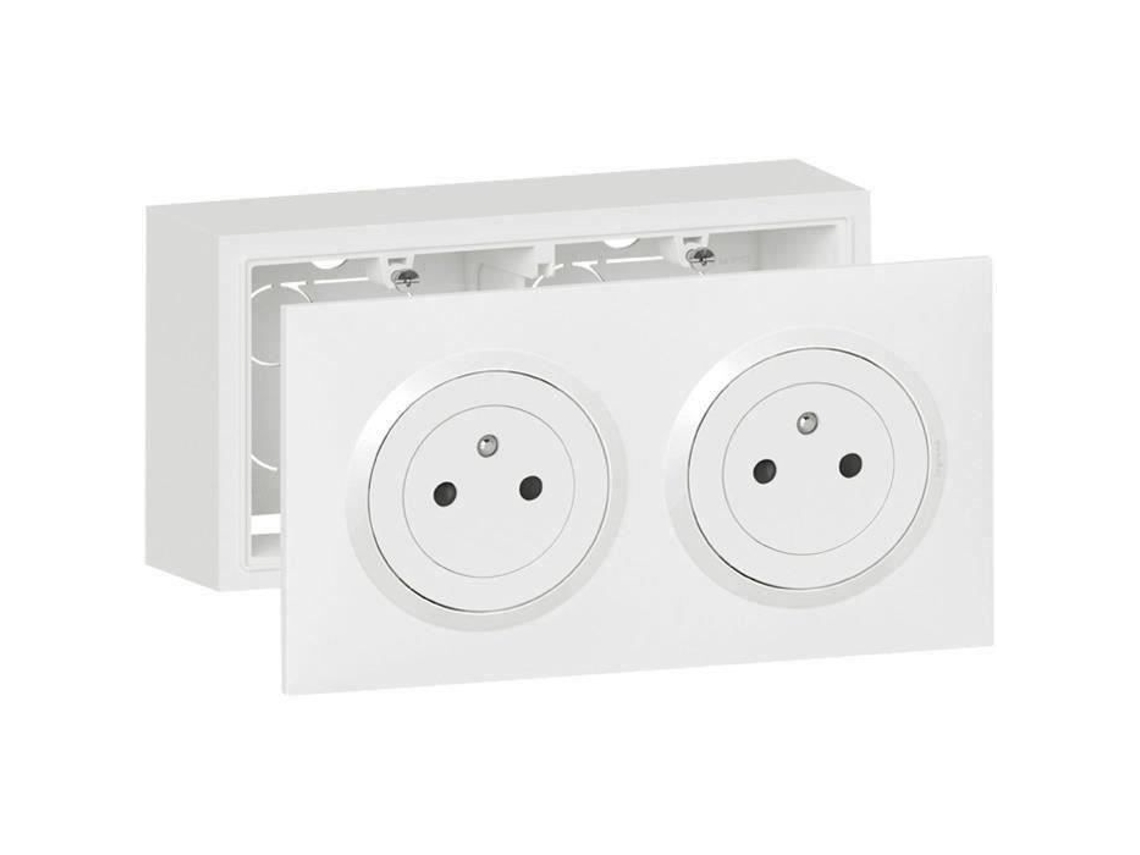 Kit Tomada Dupla Dooxie 2pe/caixa De Superfície Pré Cablada Legrand