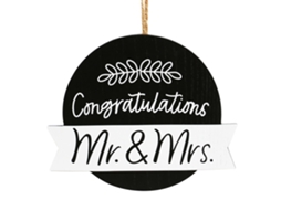 Placa de Madeira Mr. Mrs. com Slogan 3d para Casamento | S/MARCA