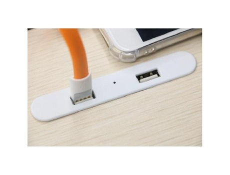 Modulo conexion kaloa 2xusb-a blanco con enchufe pared y driver incluido.