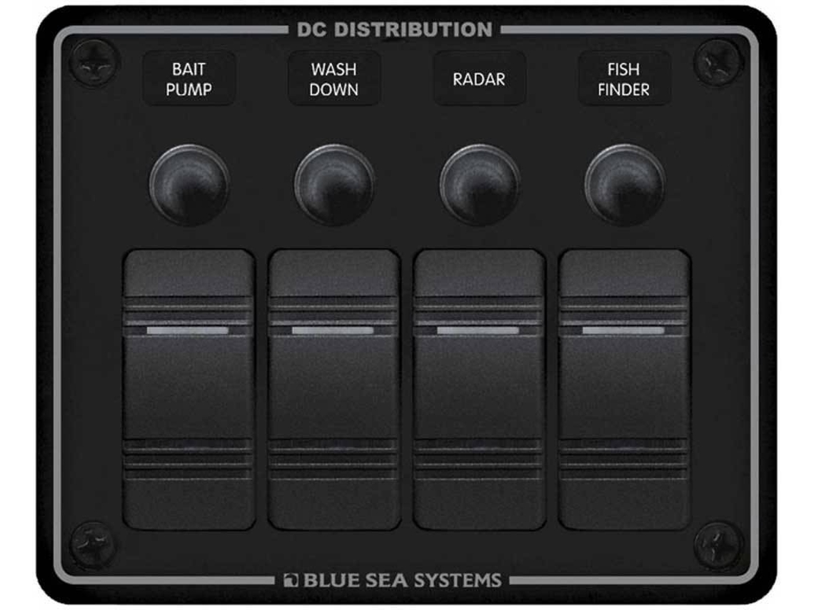 Painel BLUE SEA Water Resistant Panel 4 Position Preto