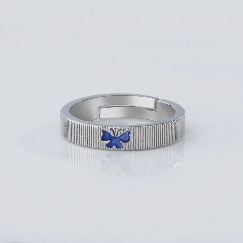 Anel Feminino Azul em Formato de Borboleta com Aro Ajustável, Simbolizando Renascimento e Transformação. MDUG