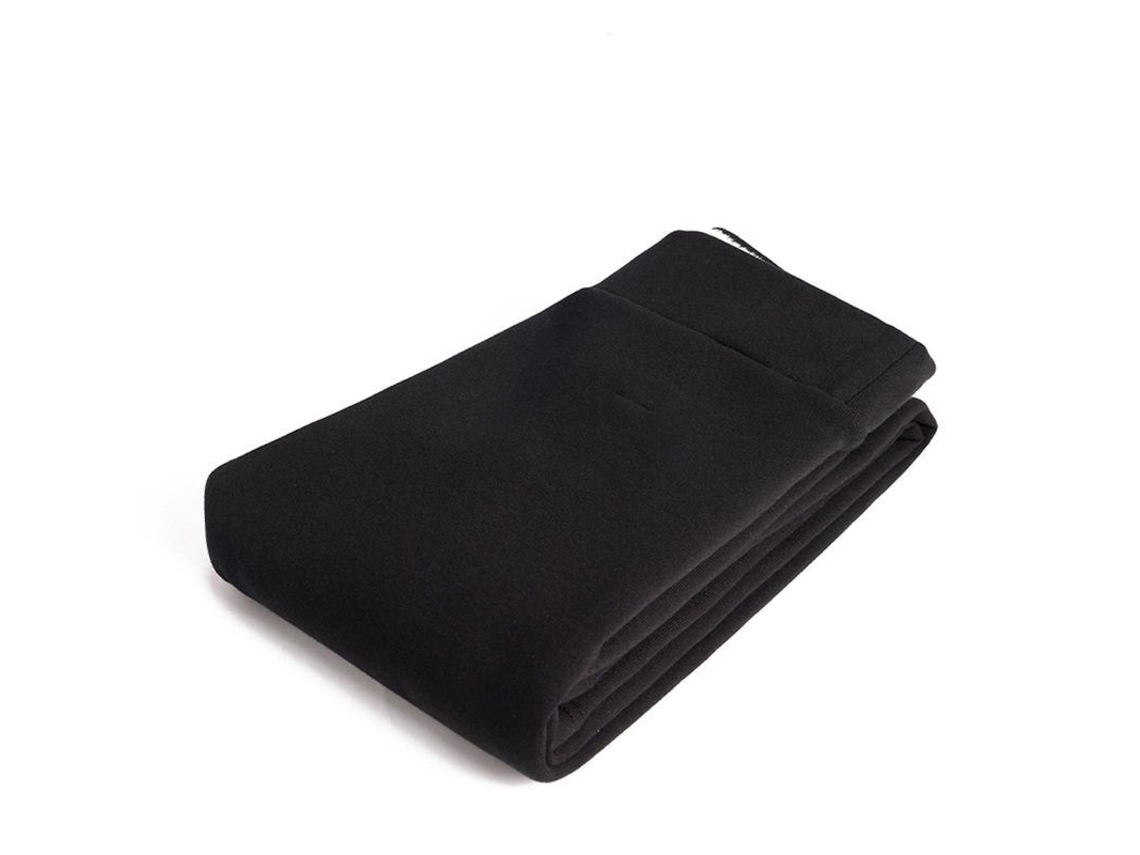 Calças legging grossas e justas de cintura alta em lã cashmere para o inverno de 2026.