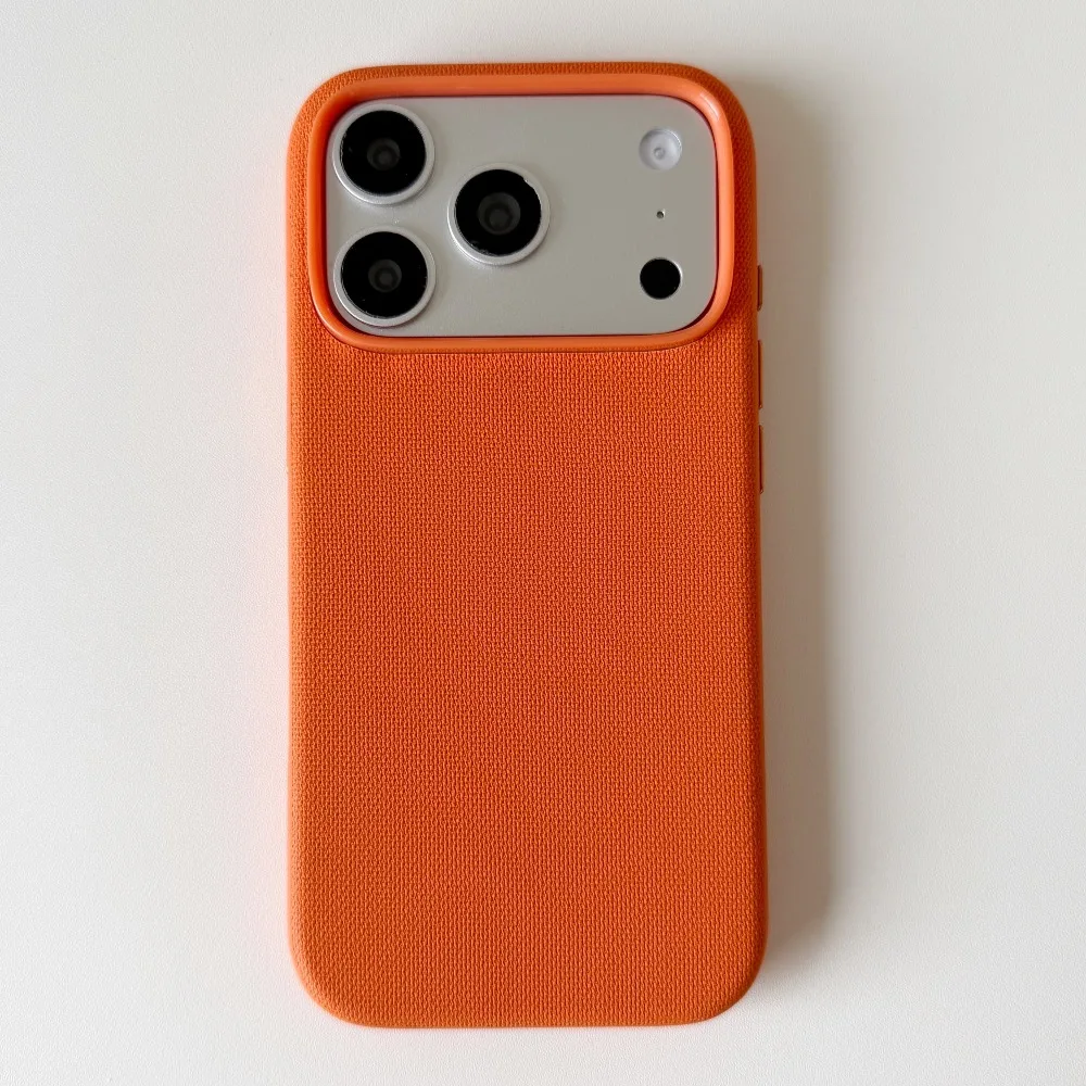 Capa Para Celular Com Moldura Macia E Textura Trançada (laranja, Iphone 17 Pro), Durável E Resistente A Impactos.